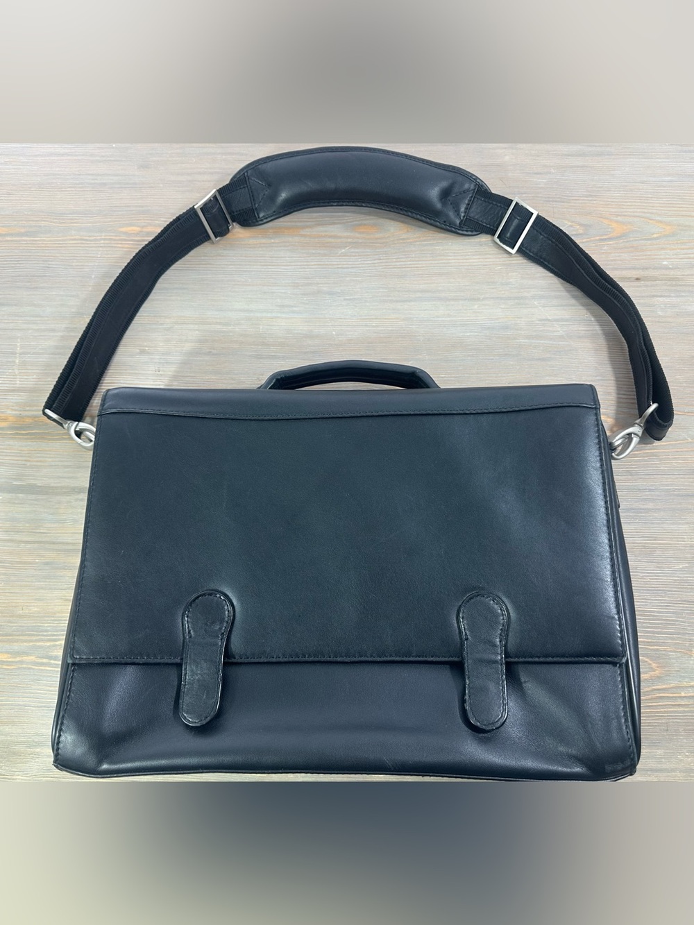 Bellino Vintage Leather Briefcase Read